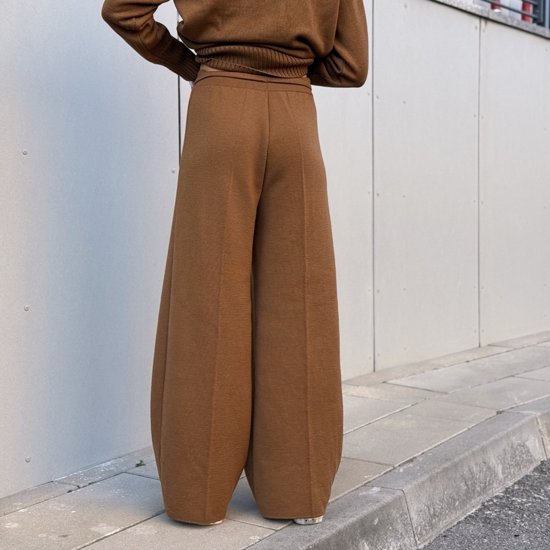 camel_merino_pants-back