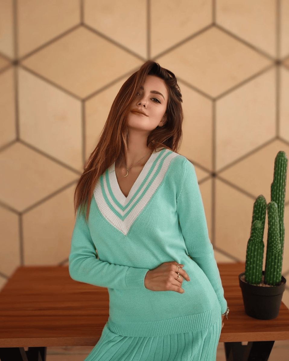 Комплект спідниця-плісе та светр Colorblock у М’ятному кольорі Комплект спідниця-плісе та светр Colorblock у М'ятному кольорі — ракурс 3