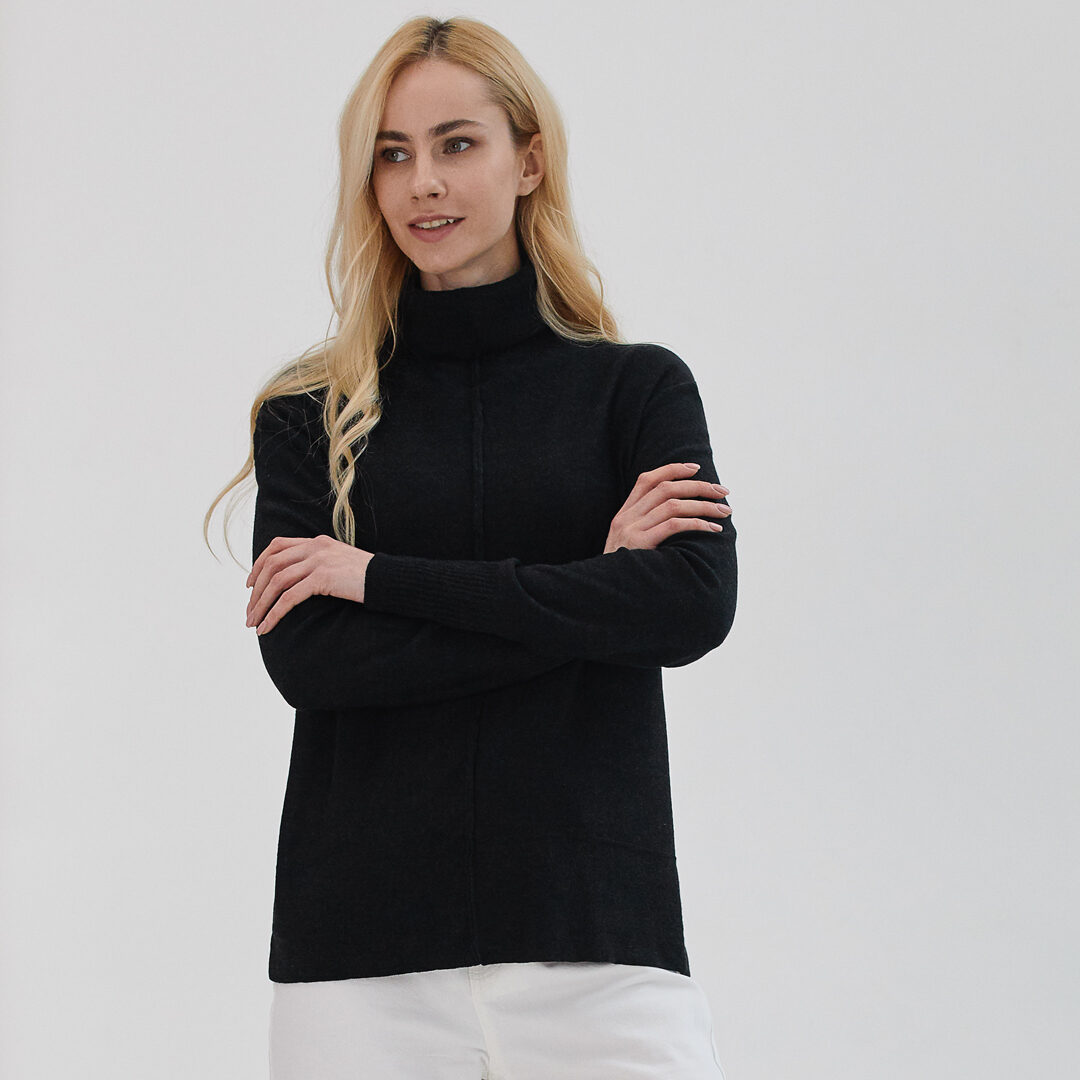 Гольф вільного крою з коміром turtleneck з мериносу у кольорі чорний із сивиною від LikeOn