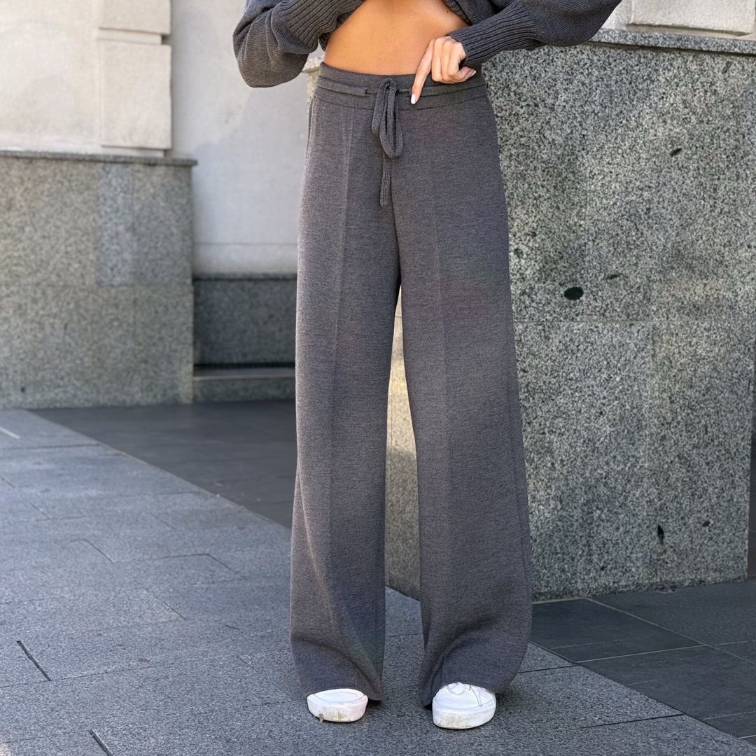 Прямі брюки з мериносової вовни у кольорі Сірий графіт grey_gafit_merino_pants_main