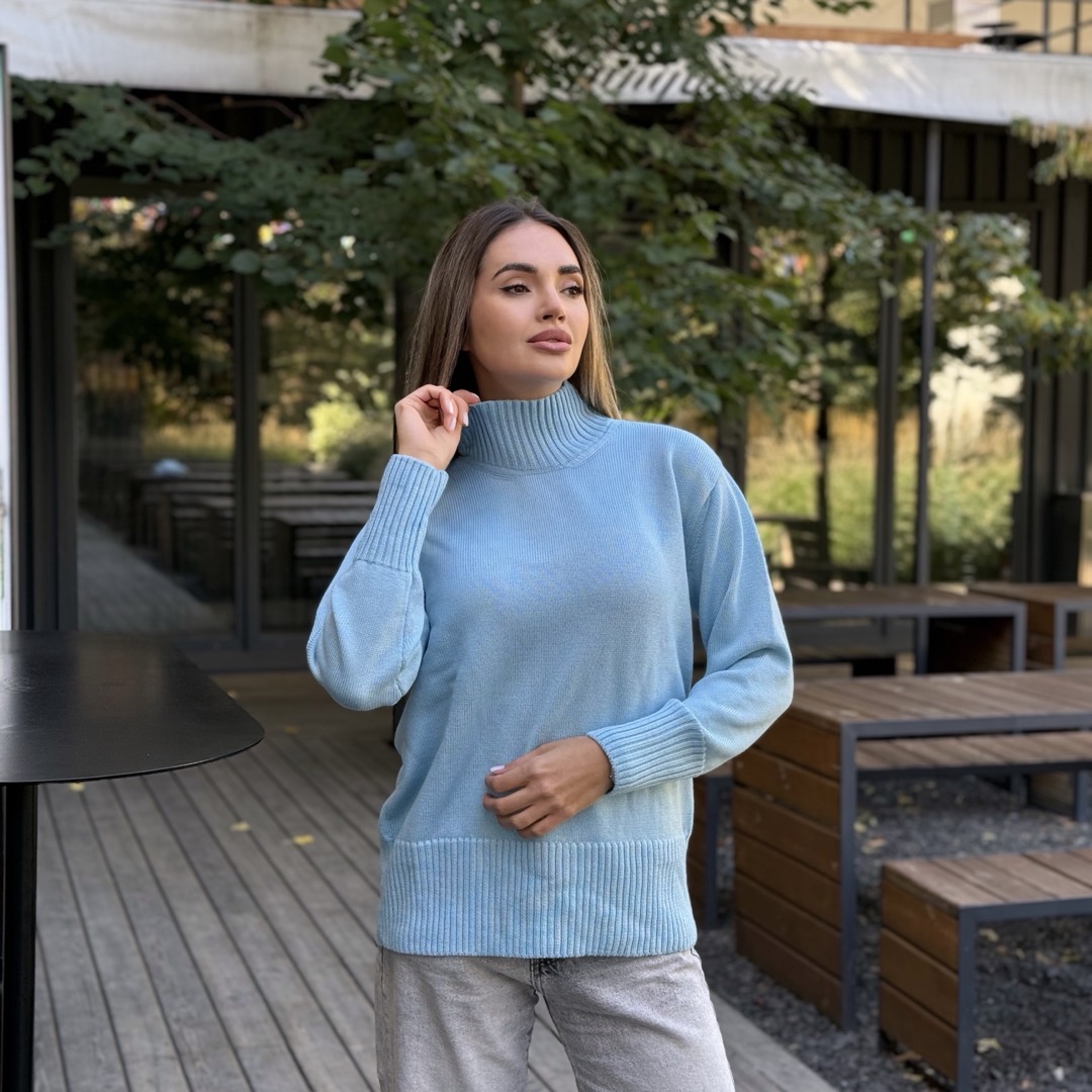 merino_svetr_stoyka_blue_front