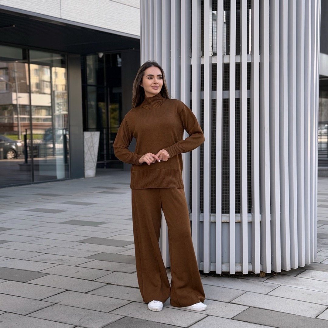 merino_svetr_stoyka_whiskey_front