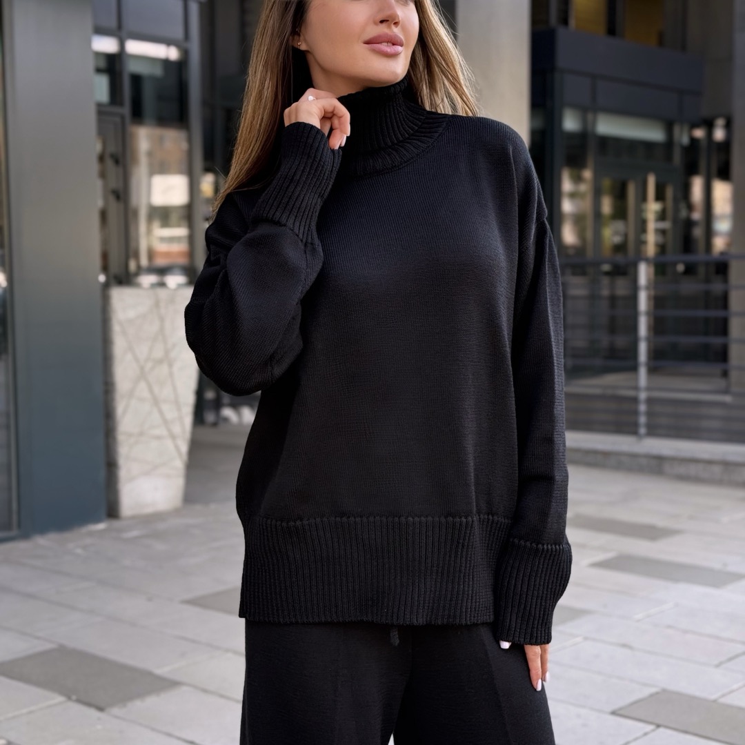 Светр вільної посадки Oversize з мериносу Чорного кольору від LikeOn oversize_merino_black_clouse