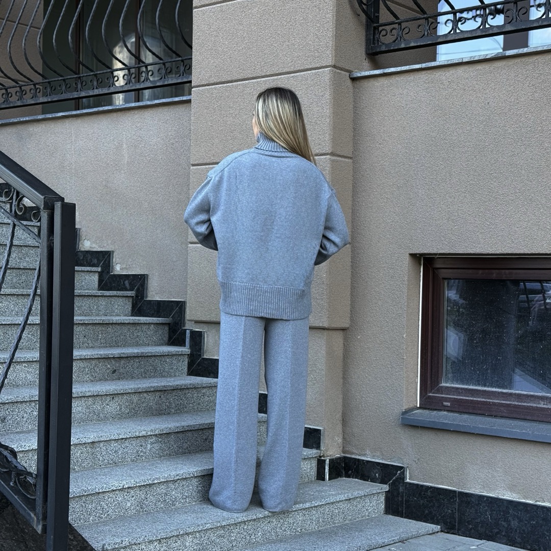 Светр вільної посадки Oversize з мериносу у кольорі Сталь від LikeOn oversize_merino_steel_back