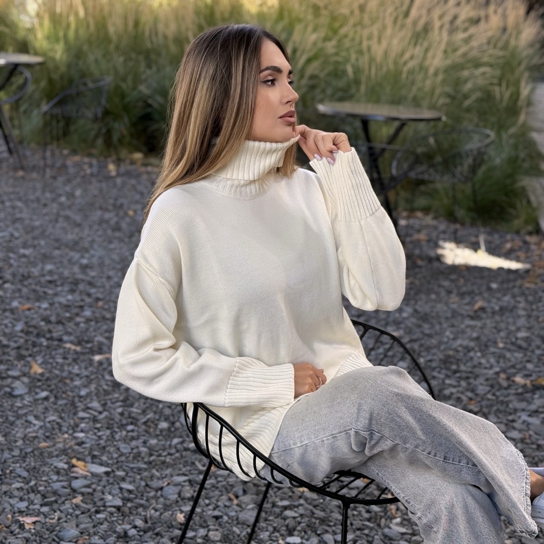 Светр вільної посадки Oversize з мериносу Білого кольору від LikeOn oversize_merino_white_main_side