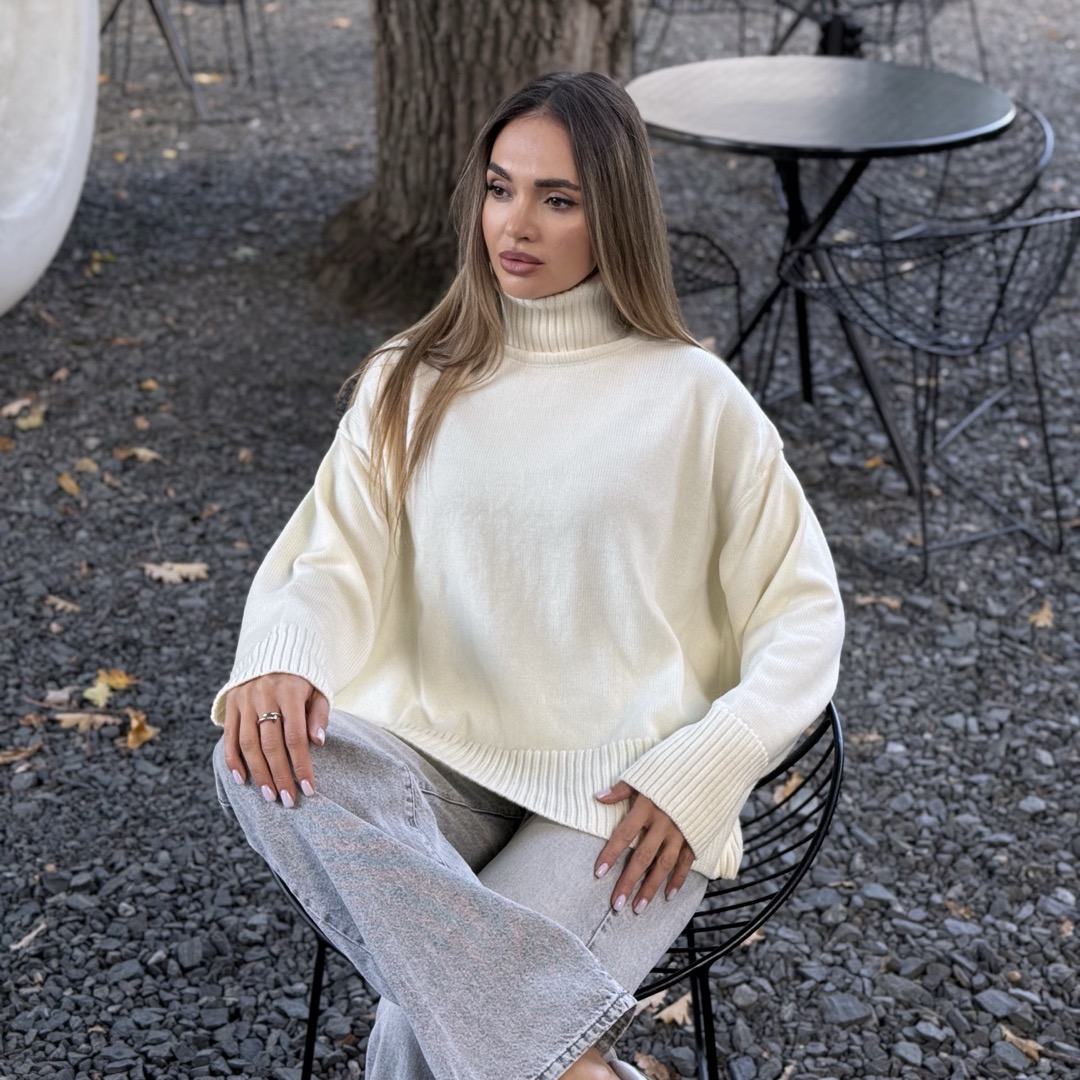 Светр вільної посадки Oversize з мериносу Білого кольору від LikeOn oversize_merino_white_mainsit