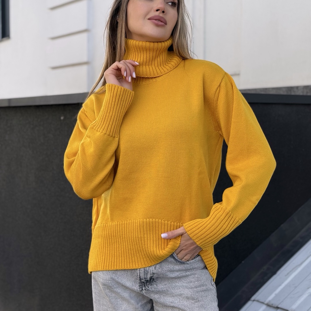 Заокруглений светр вільної посадки Oversize із мериносу Жовтого кольору від LikeOn skuglenniy_svetr_yellow_clouse