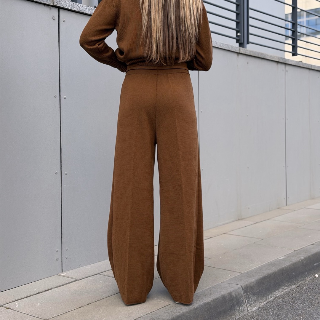 whiskey_merino_pants-back