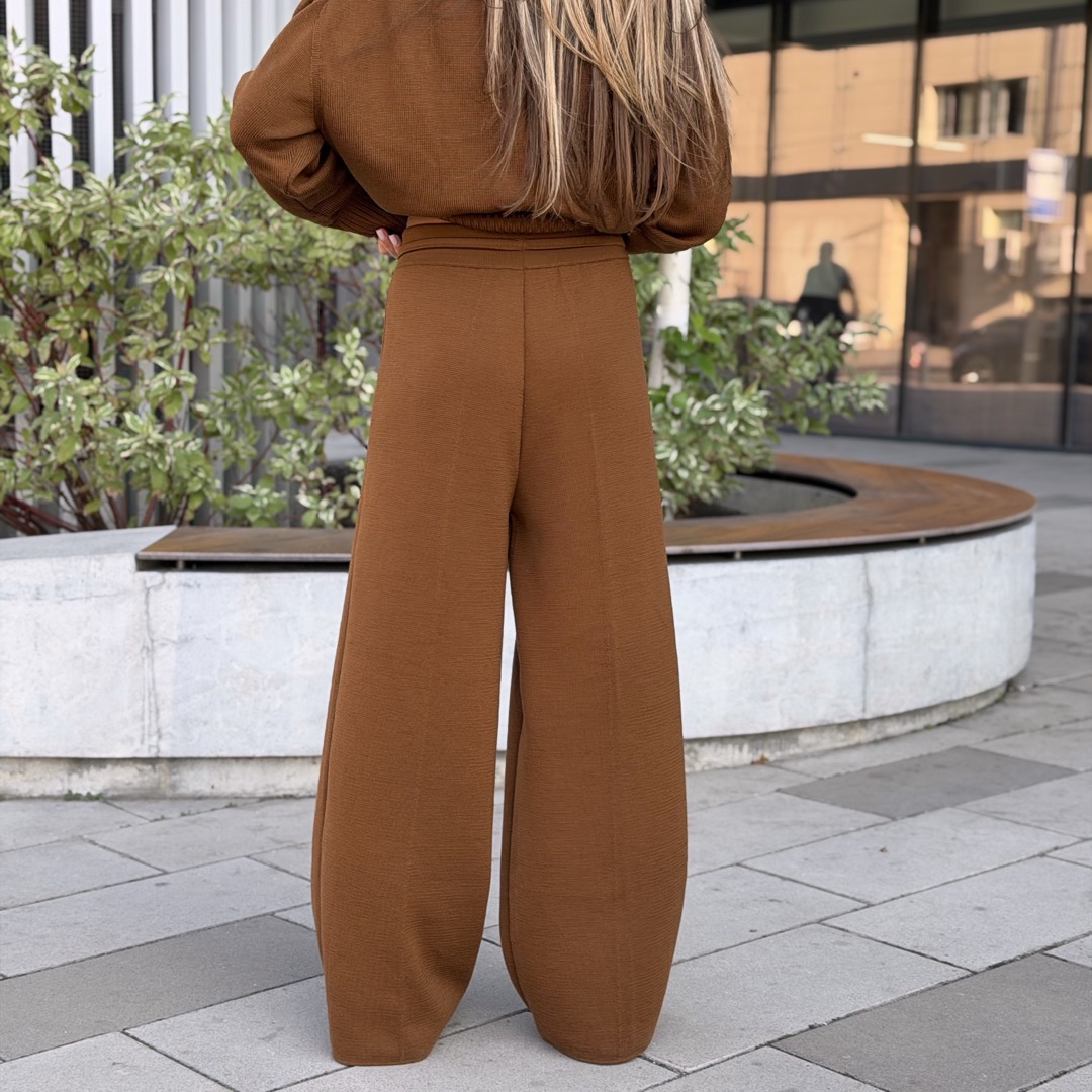 Прямі брюки з мериносової вовни у кольорі Віскі whiskey_merino_pants_back_alt